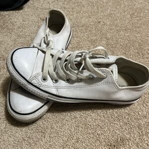 Stylish White Women's Sneakers